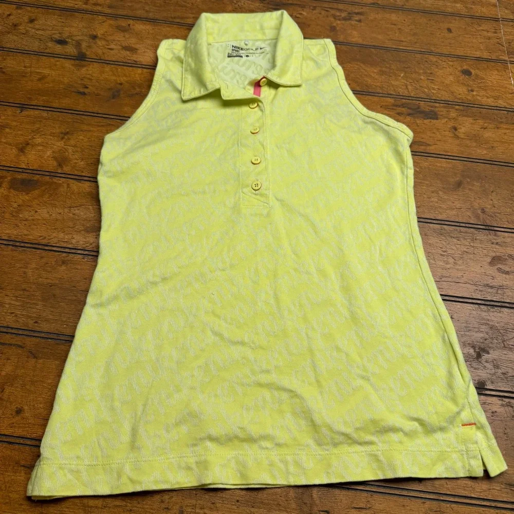 Nike Golf Women Sleeveless Polo Shirt Yellow All Over Logo‎ Print Size S Dri Fit
